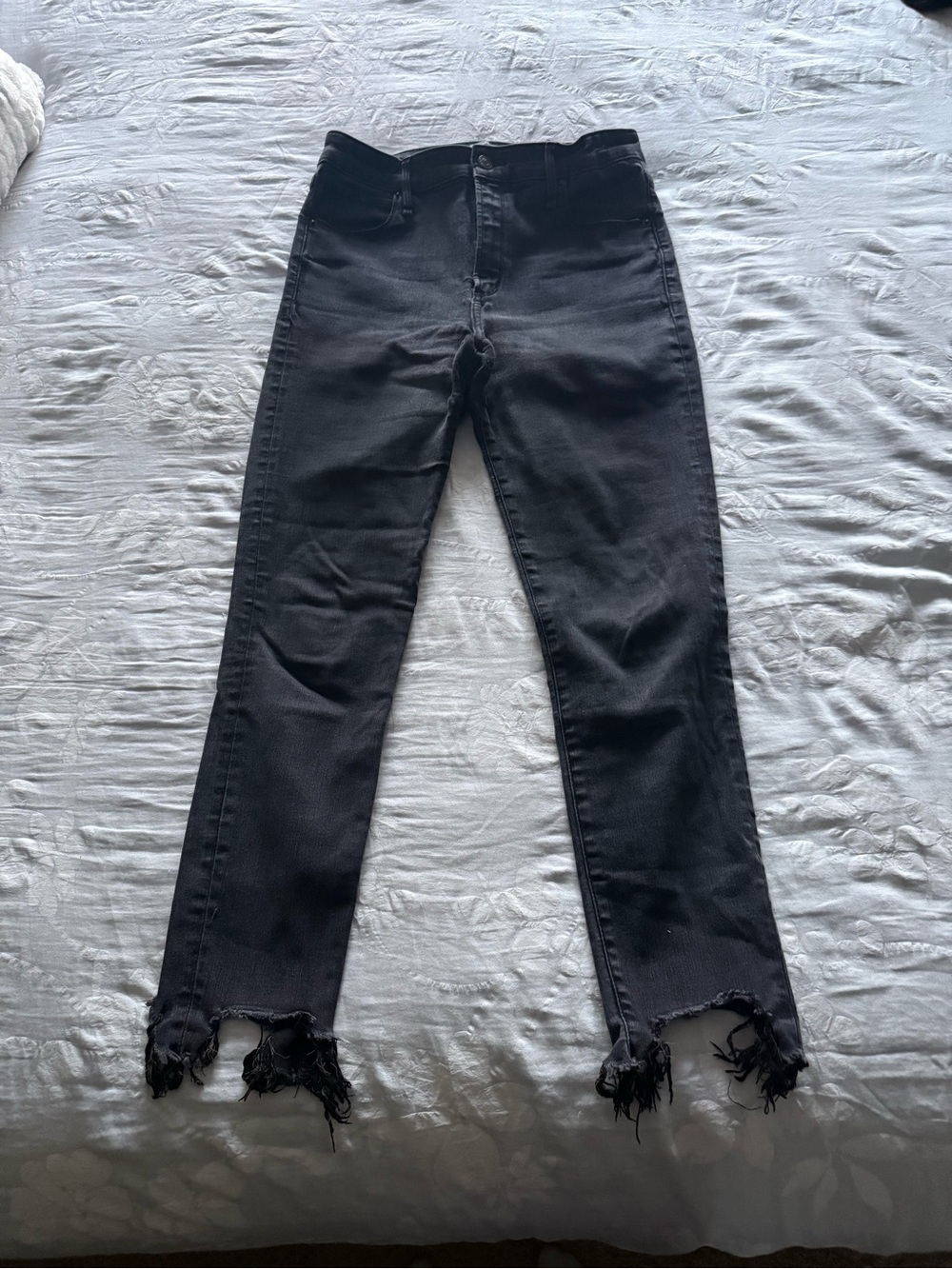 Abercrombie & Fitch Black High-Rise Skinny Jeans with Distressed Hem
